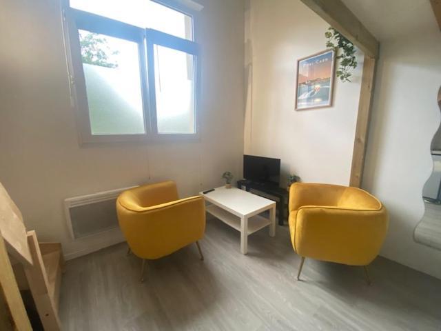 Appartement Immeuble Les Perdrix à Quimper Extérieur photo