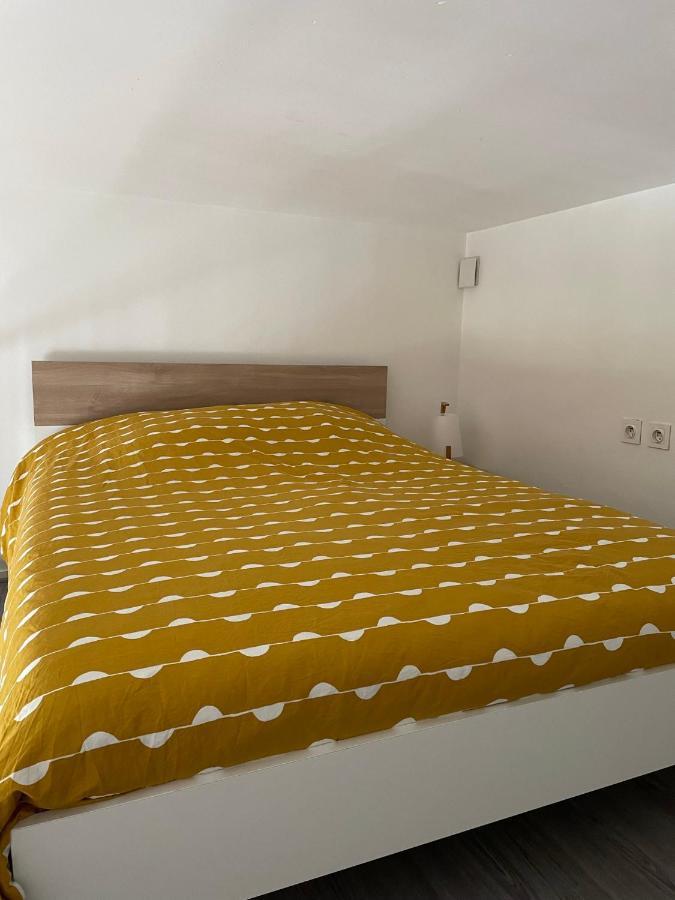 Appartement Immeuble Les Perdrix à Quimper Extérieur photo