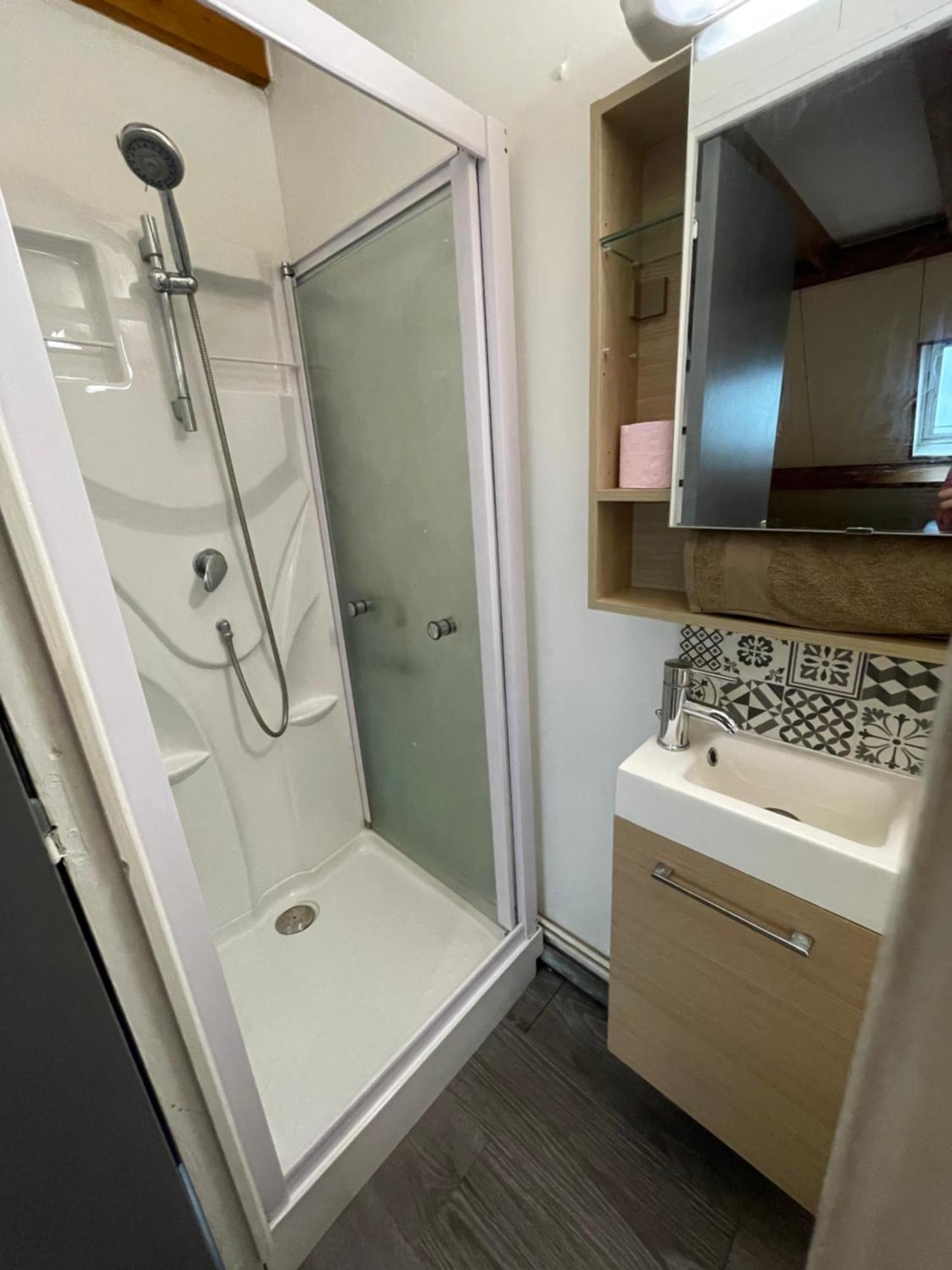 Appartement Immeuble Les Perdrix à Quimper Extérieur photo